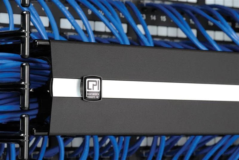 Evolution Single-Sided Glacier Marfil Horizontal Cable Manager 4U x 19" EIA x 8.2"D CPI 35441-E04